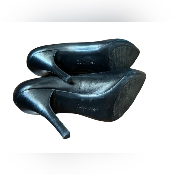 Calvin Klein heels - Picture 4 of 7